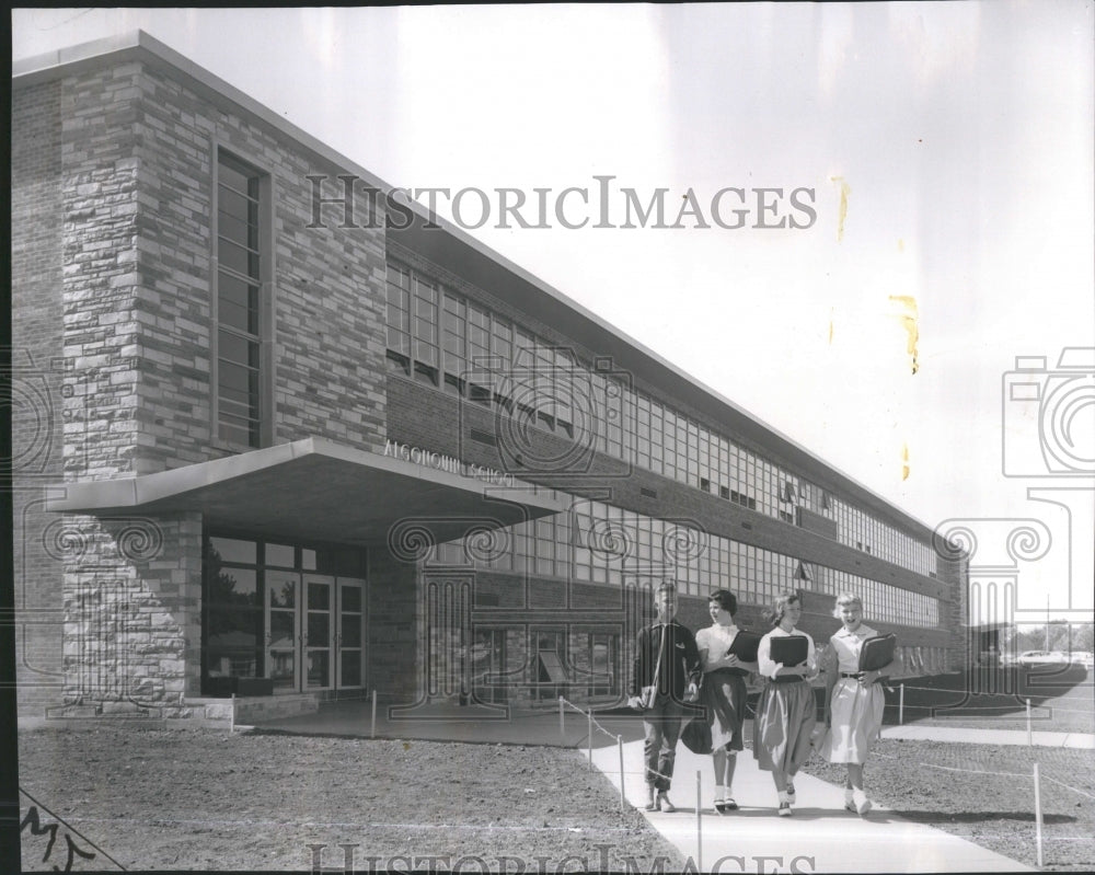 1954 Des Plaines Geri Zoellick Sue McDougal - Historic Images