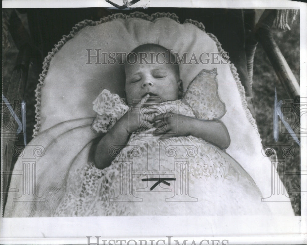 1942 Duke Kent Prince Micheal Baby - Historic Images