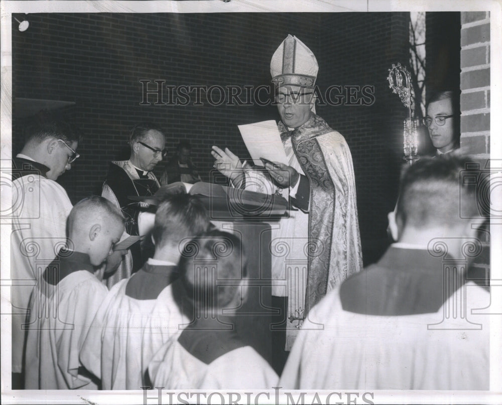 1961 Gerald Francis Burnill Bishop Chicago - Historic Images