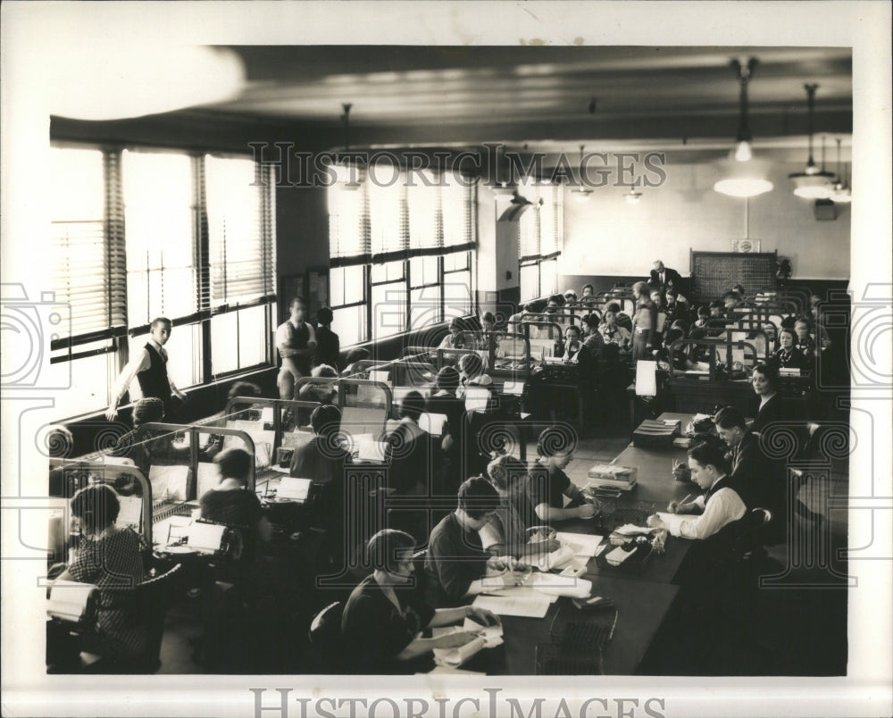 1936 Detroit News Staff Work Ad Room Chairs  - Historic Images
