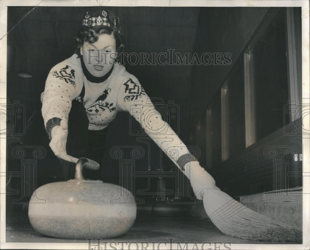 1953 Curling - Historic Images
