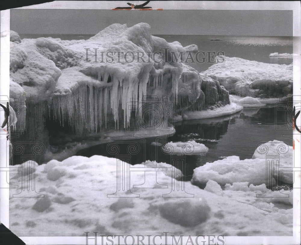 1956 Lake Michigan Shoreline Covered Ice - Historic Images