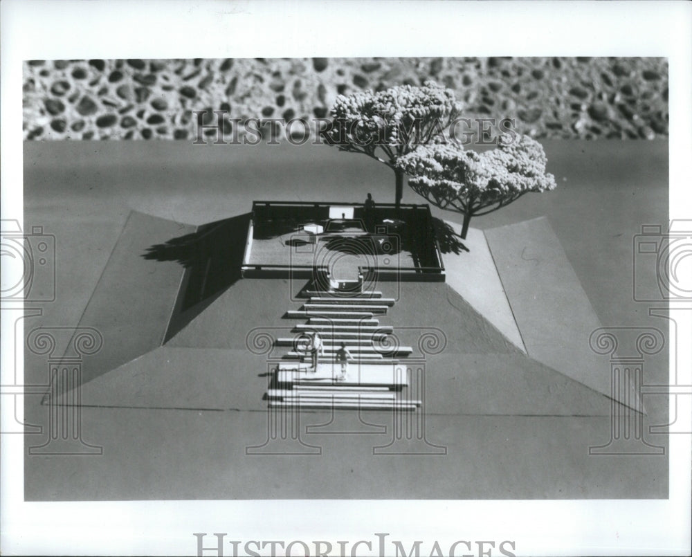  Peche Island Park Monument Model - Historic Images