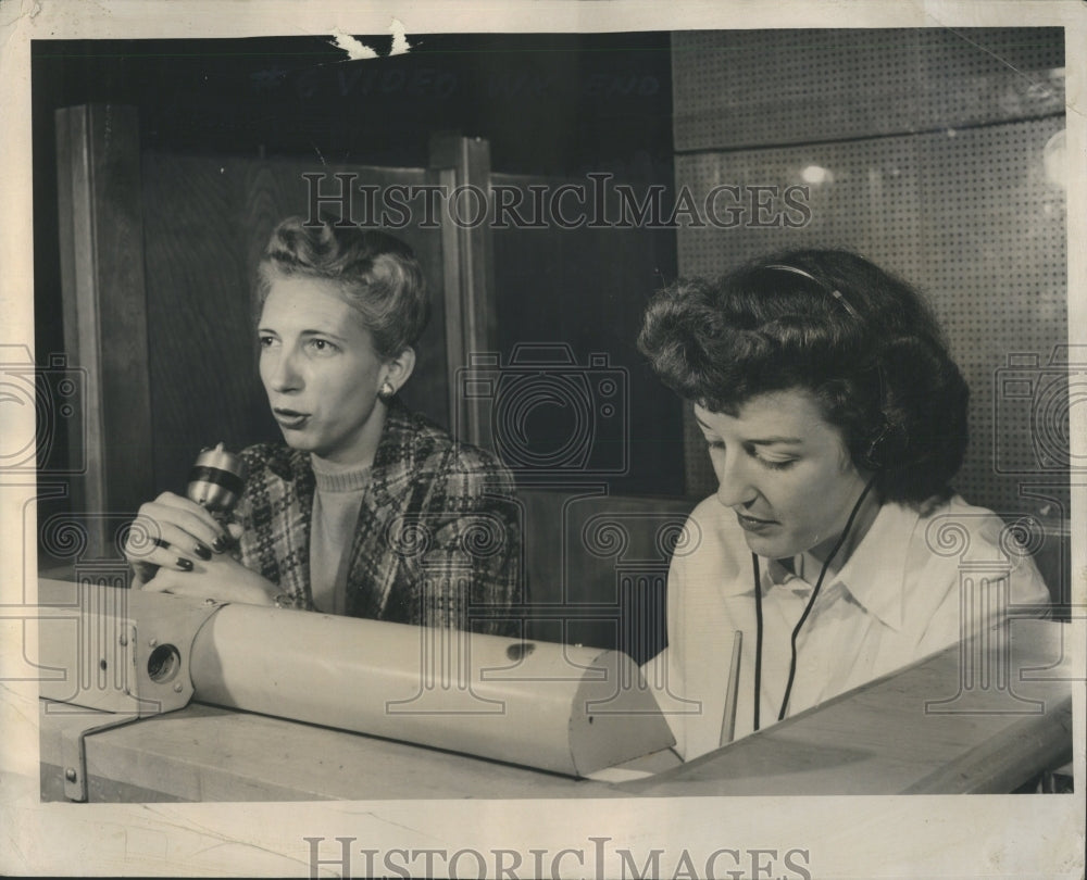 1946 Hollywood radio - Historic Images