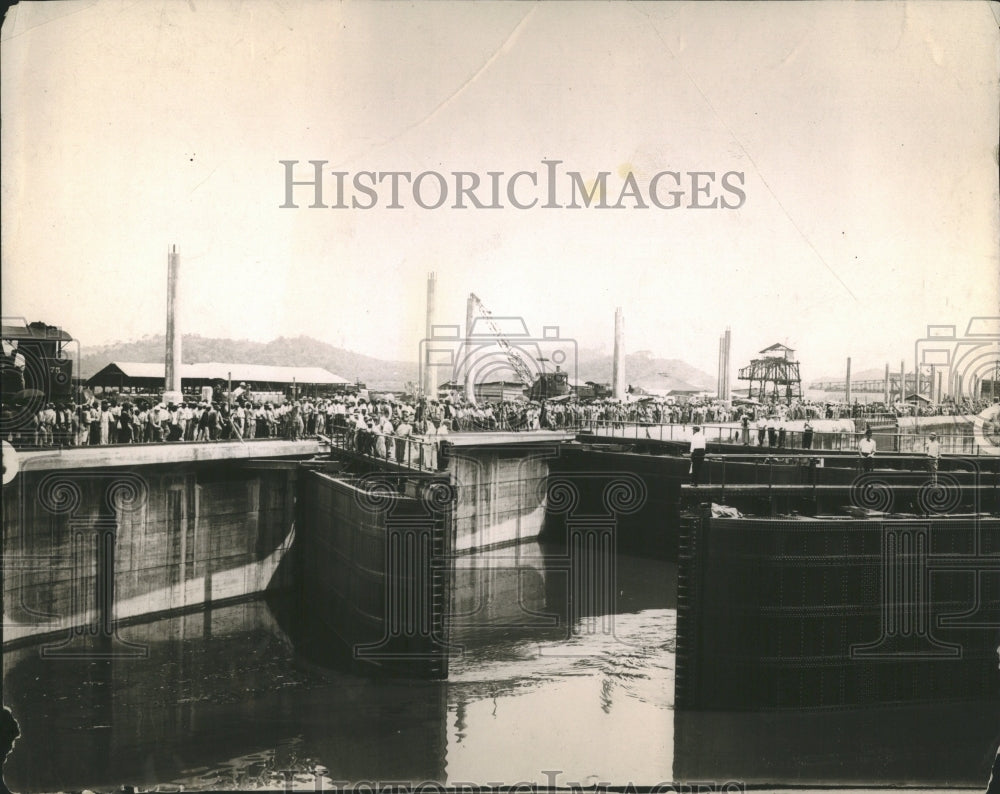 1913 Miraflores  - Historic Images