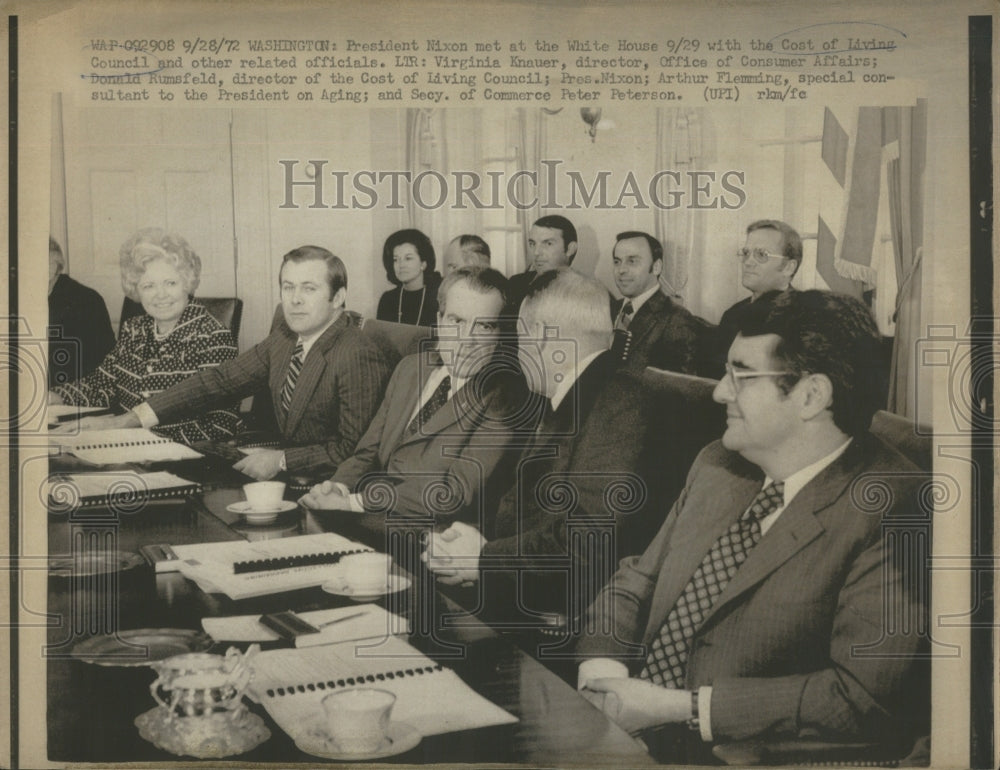 1972 President Richard Nixon Looking Shifty - Historic Images