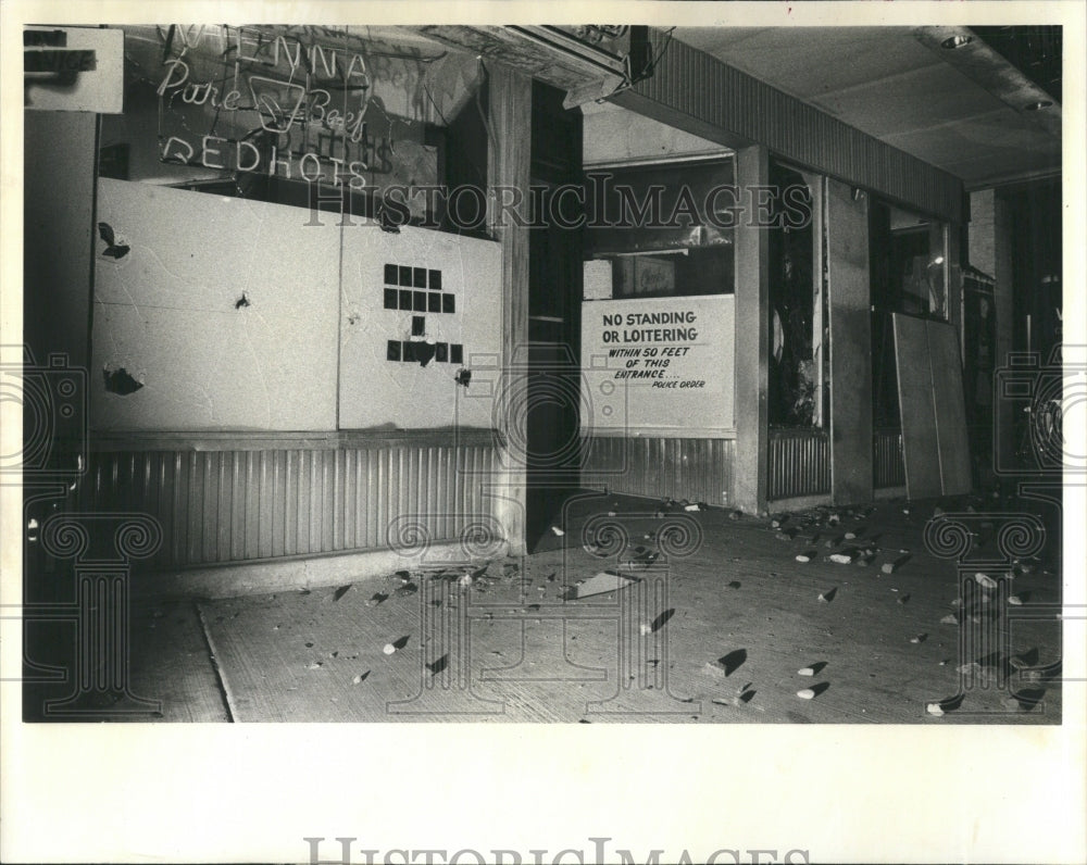 1979 Sailors Police Brawl Sheridan Street - Historic Images