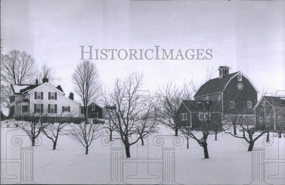 1958 winter snow in the country on X-MAS - Historic Images