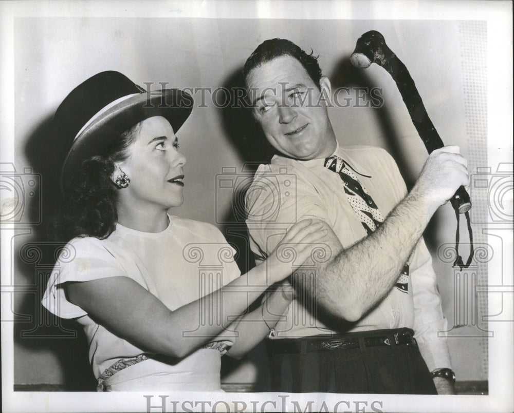 1947 Bill Gargan Detective Betty Moran - Historic Images