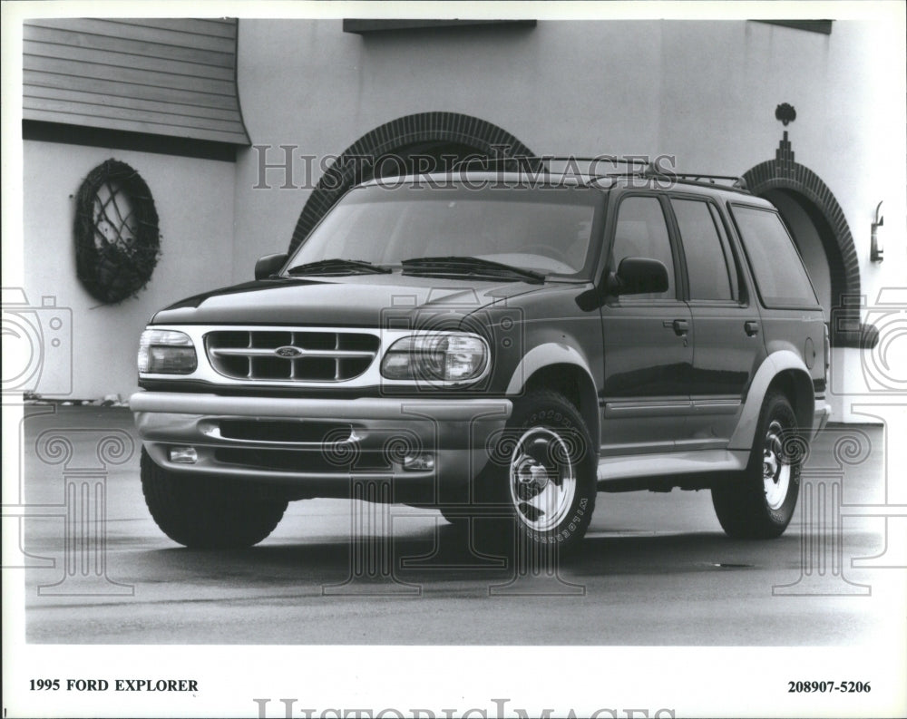 1995 Auto - Historic Images