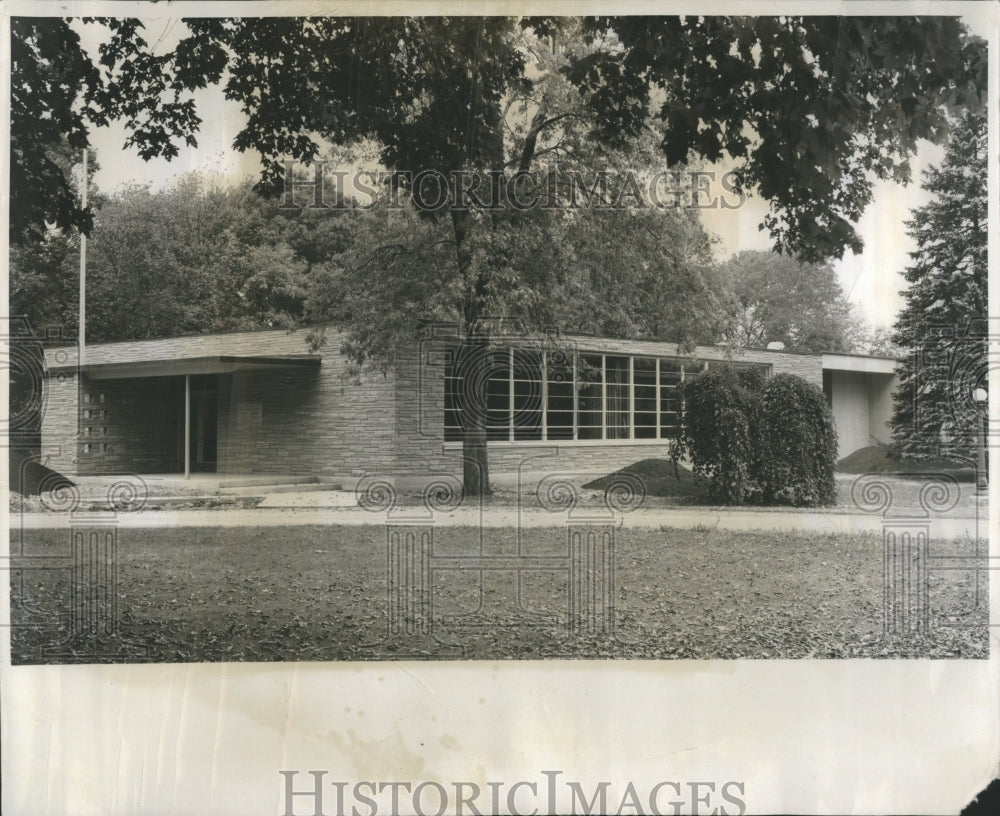 1953 New School Building of Beth Ei Synagog - Historic Images