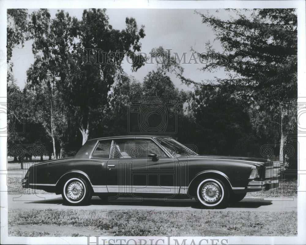 1977 Chevrolet Monte Carlo - Historic Images