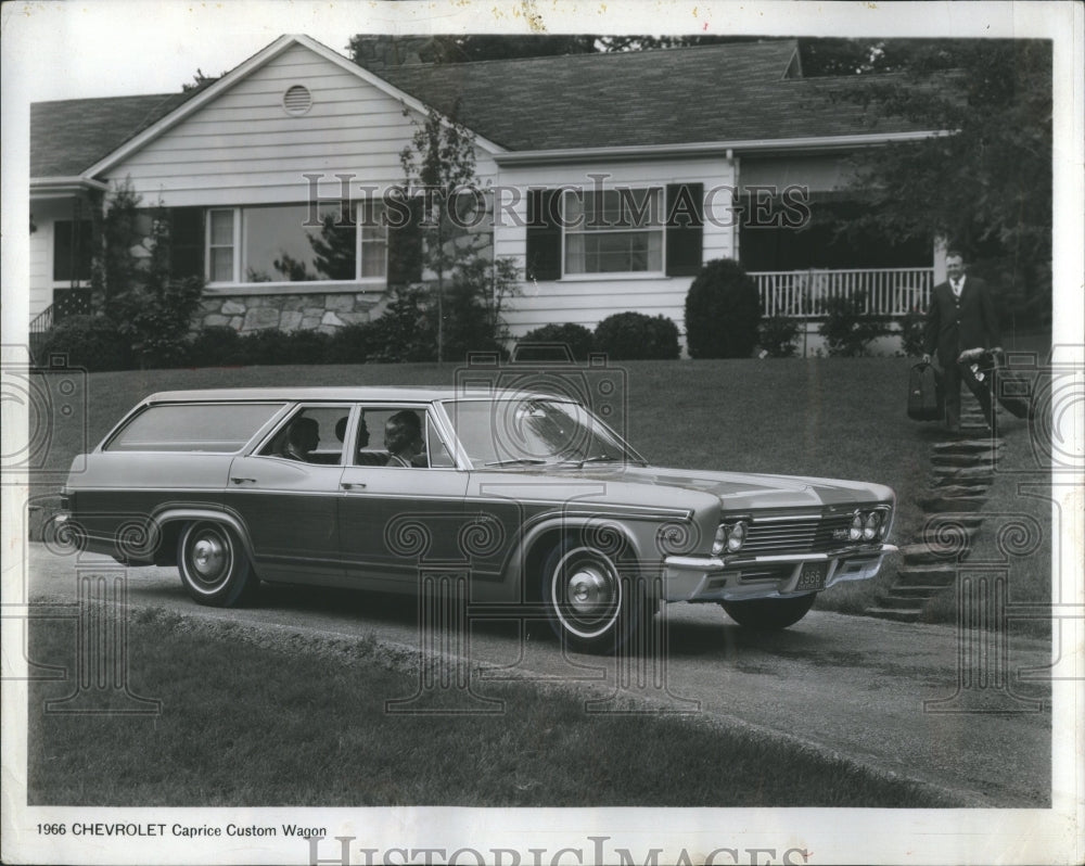 1965 Chevrolet Caprice Auto - Historic Images