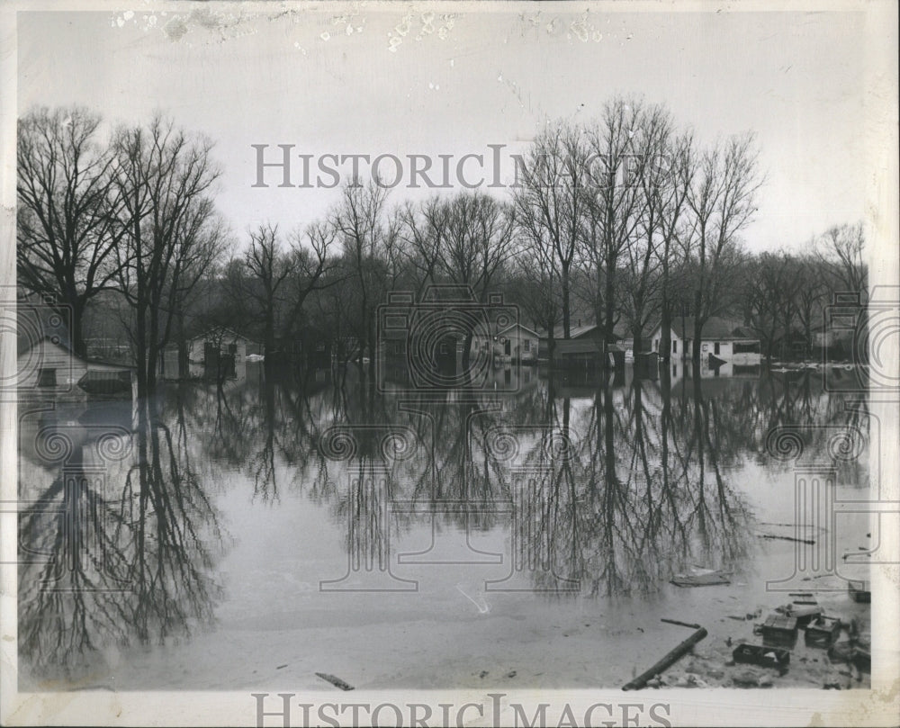 1946 Press Photo Flood in Rockford Illinois - Historic Images