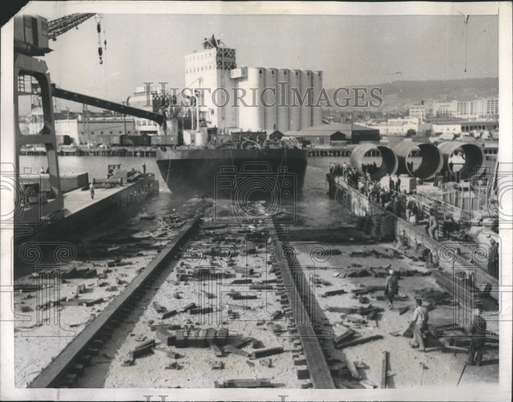 1957 Debris - Historic Images