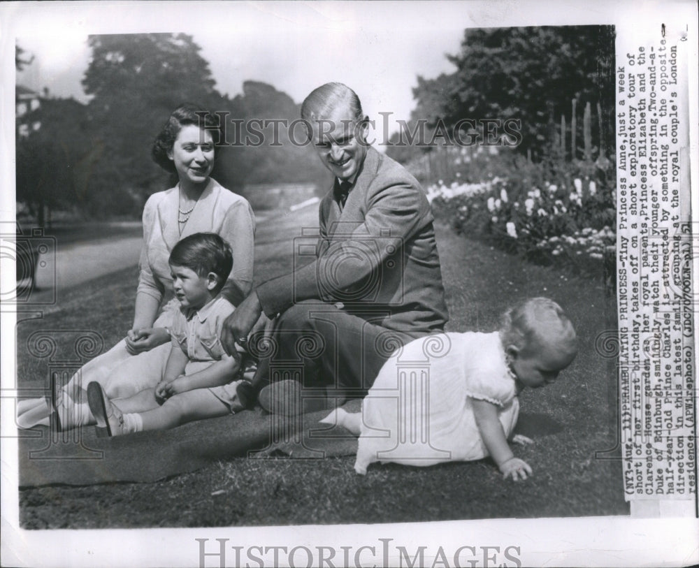 1951 Press Photo Tinny Princess Anne Elizabeth Duck Pri - RRR92365 - Historic Images