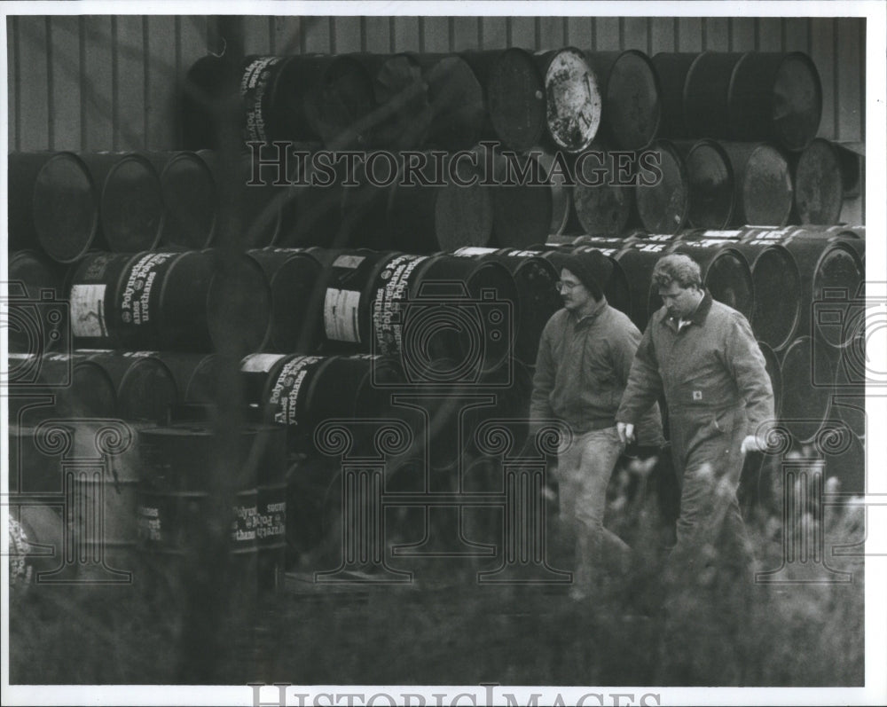 1988 Flint Plastic co. - Historic Images