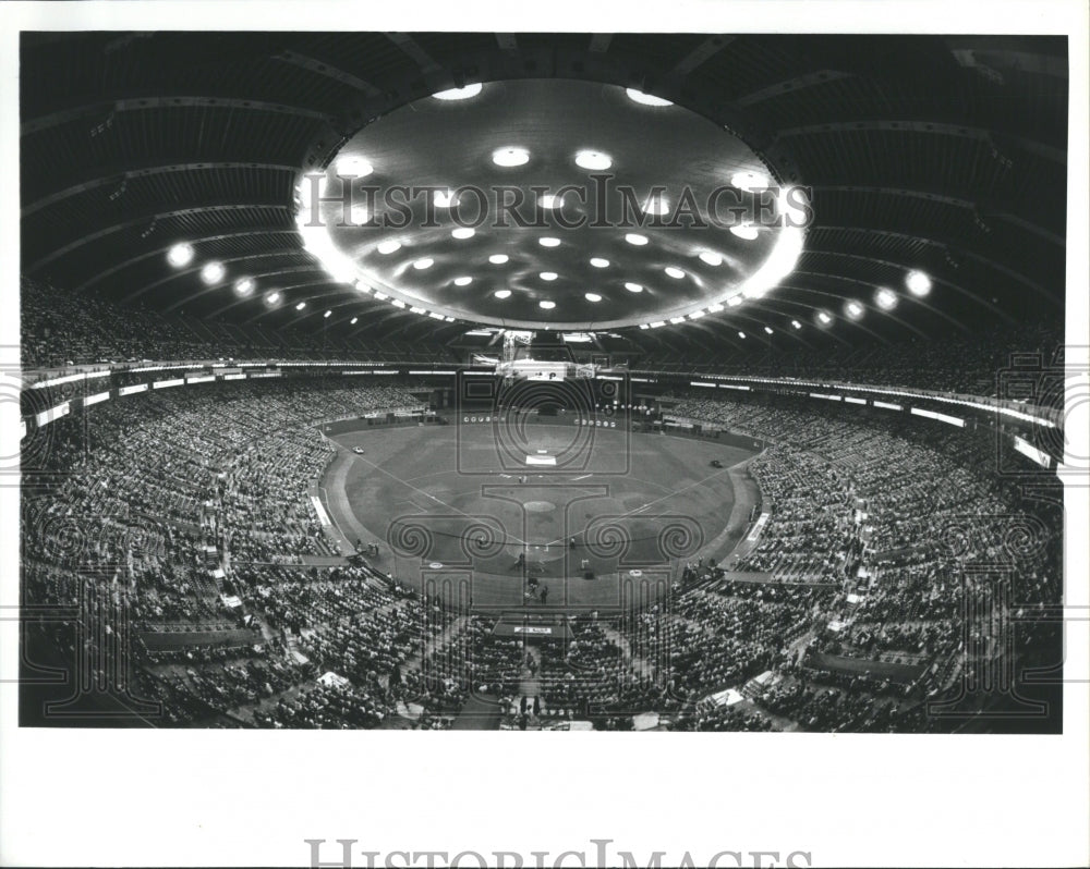 1987 Olympic Stadium - Historic Images