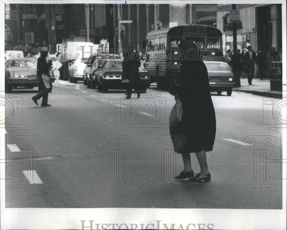 1977 Muncipal Jaywalking Penalty Chicago - Historic Images