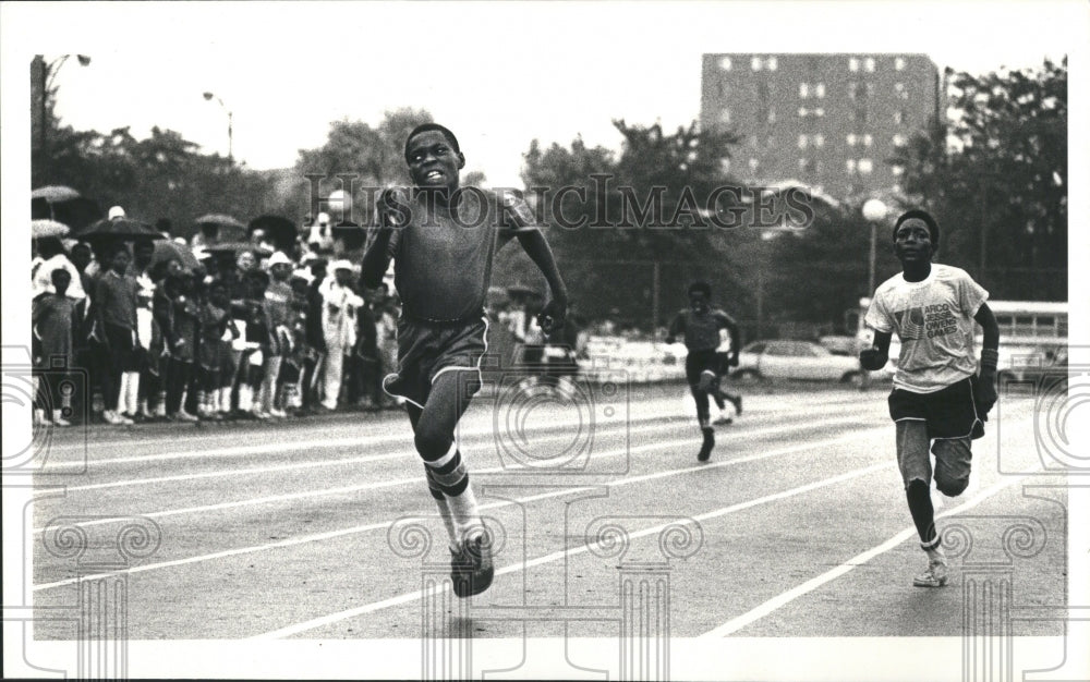 1980 Jesse Owens Games Twelve Thirteen Year - Historic Images