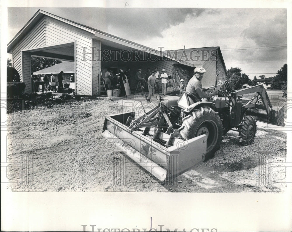 1985 Church Built William Aasen Algonquin - Historic Images