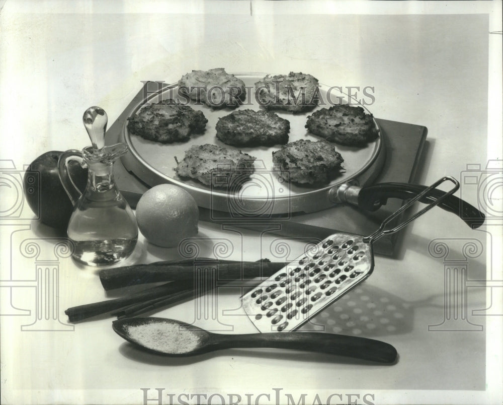 1969 Apple Pancakes Maizo Meal Taste - Historic Images