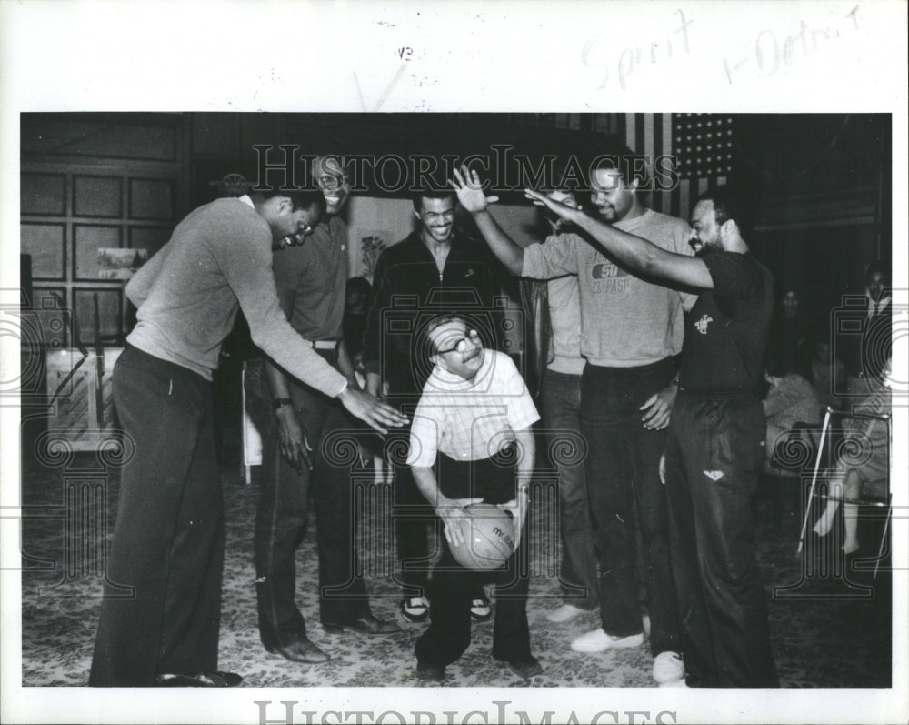1984 James Hagy Spirts Basketball Team - Historic Images