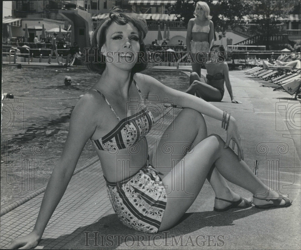 1964 Bathing Suits (Women's Fashion) - Historic Images