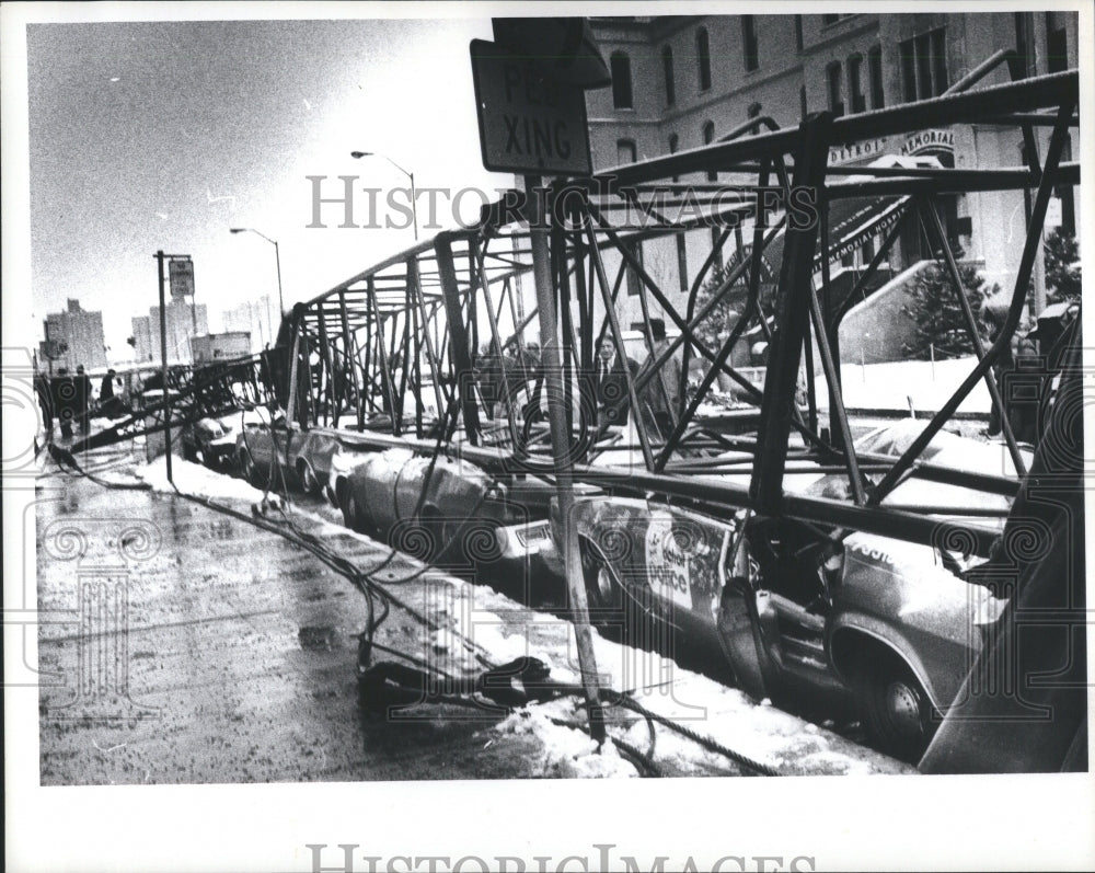 1981 Crane Falls Hall Of Justice - Historic Images