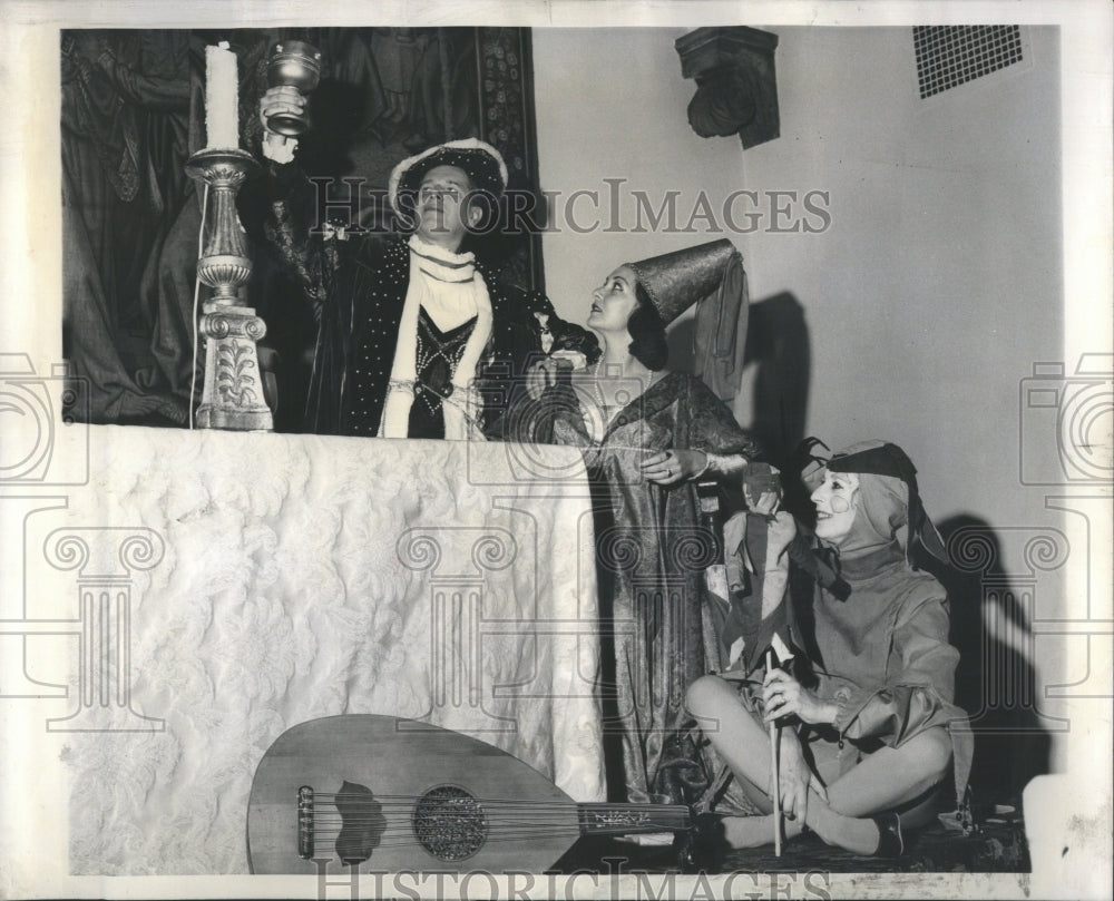 1962 Art Institute May Festival Court Feast - Historic Images