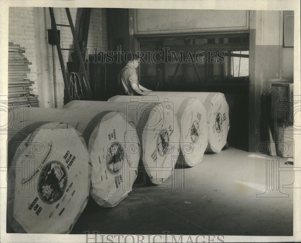  Newsprint Huge Rolls Ready Shipment Worker - Historic Images