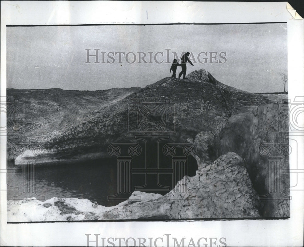 1976 Ice Cave Formed By Lake Water And Cold - Historic Images