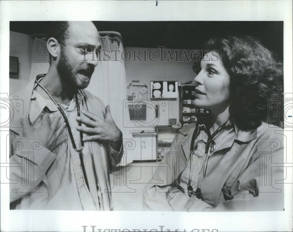 1983 Actors Richard Fire Susan Gordon-Clark - Historic Images