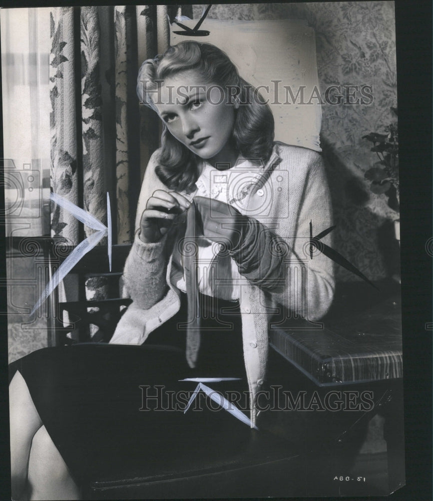 1946 Joan Fontaine Actress Stage - Historic Images
