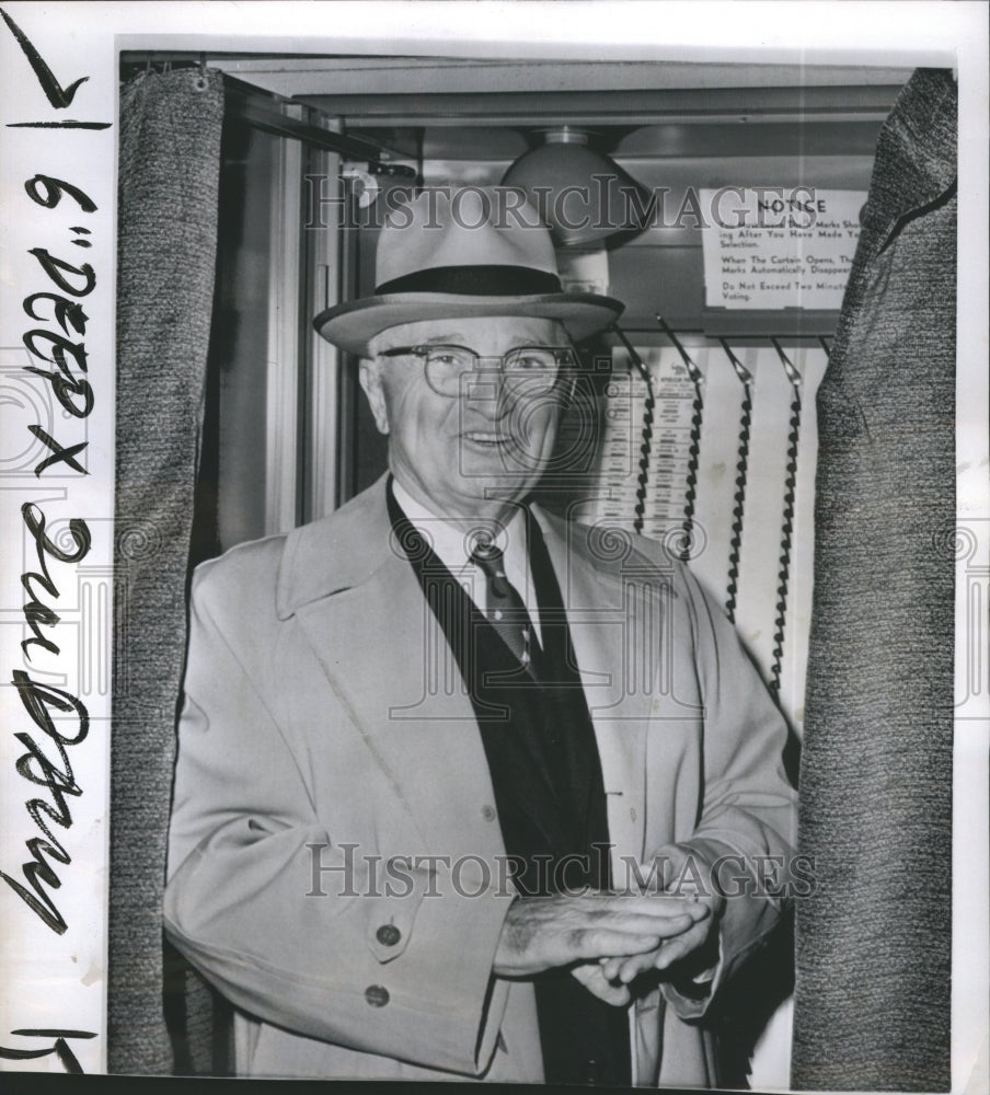 1960 Press Photo Harry S Truman Smiles Presidnet - Historic Images
