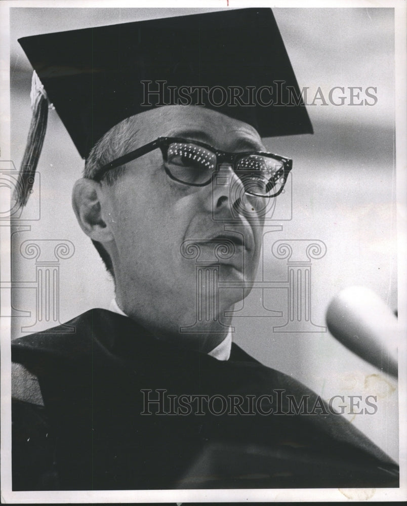1967 Press Photo  Dr Walter S Wiggins Health Eduction - Historic Images