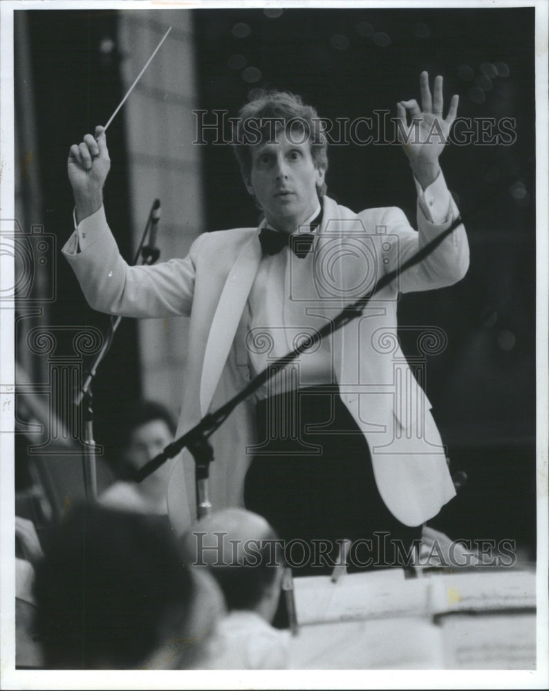 1994 Hugh Wolff American Conductor - Historic Images