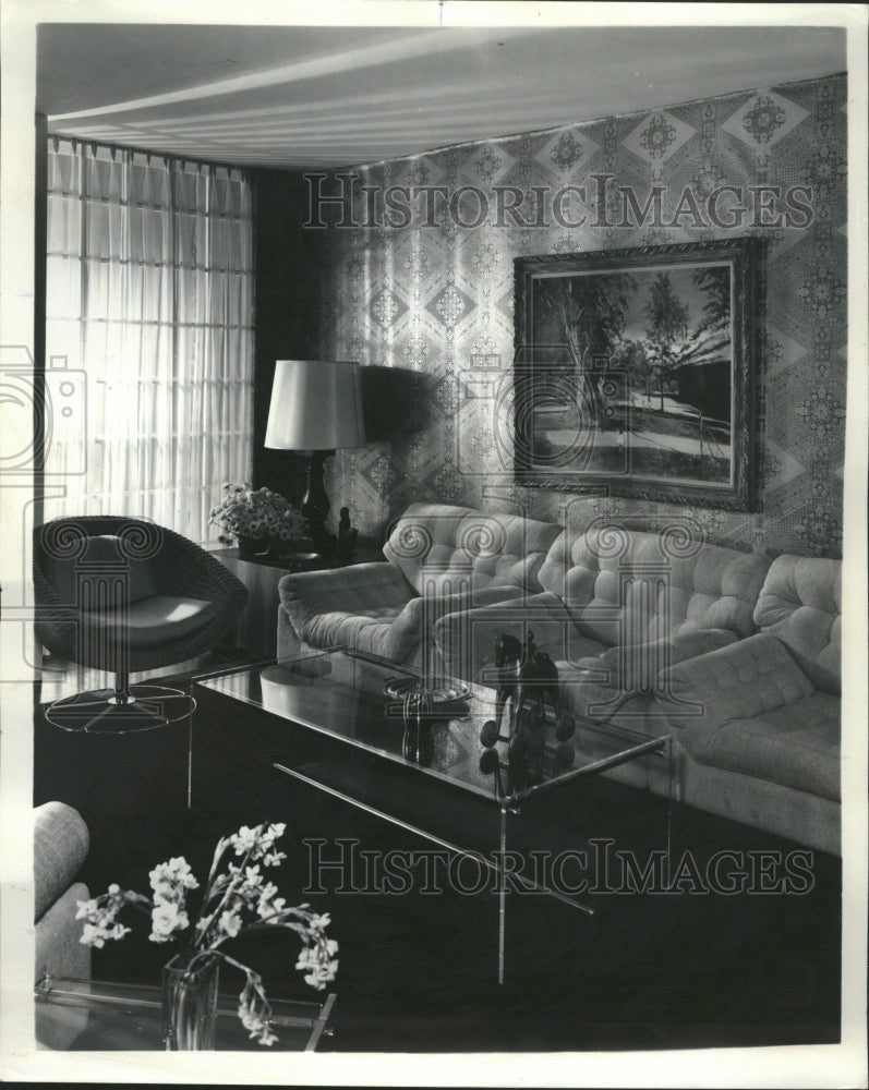 1971 Home Decor - Historic Images