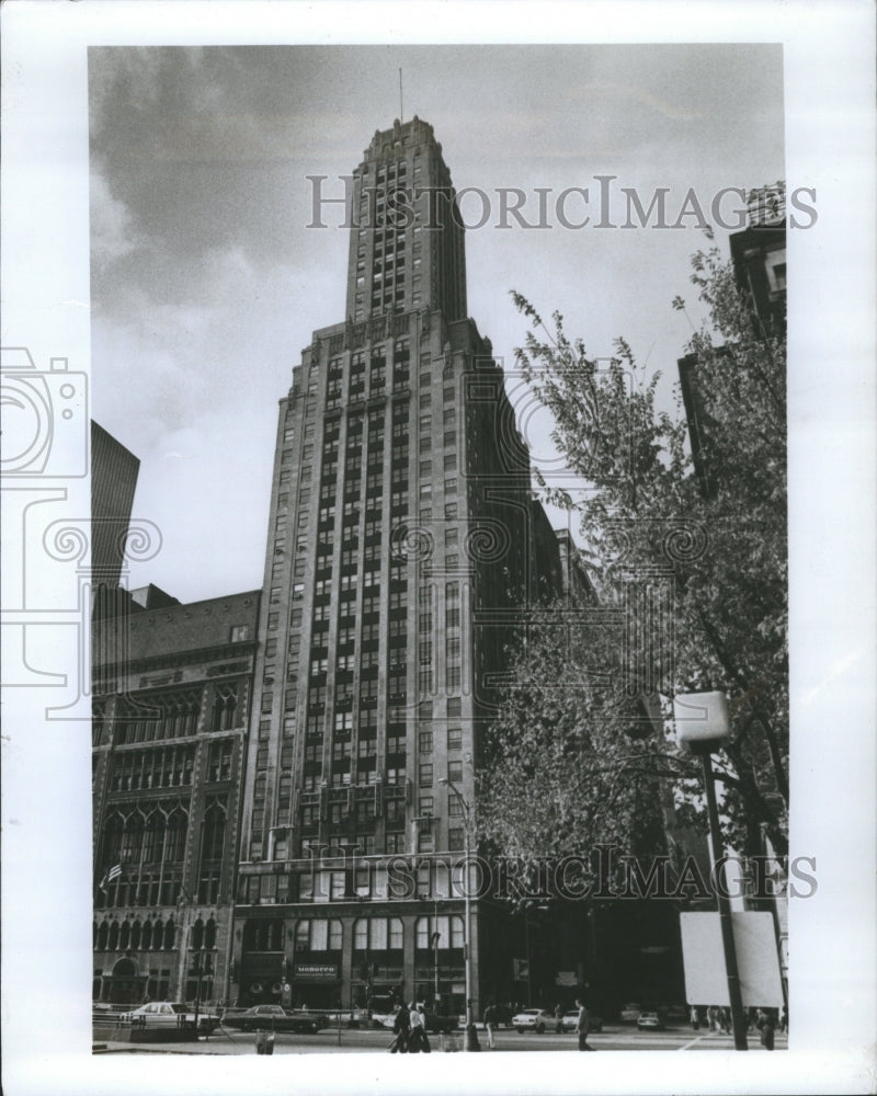 1977 Michigan Avenue Willoughby Romanek - Historic Images