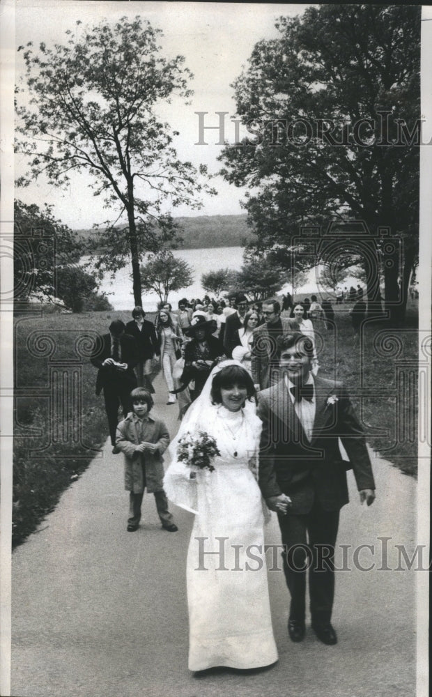 1973 Maple Lake Forest Preserve Wedding - Historic Images