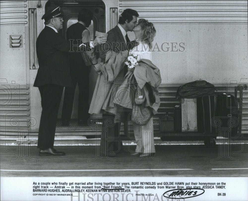 Press Photo Best Friends Bary Levinson Valerie Curtin Goldie