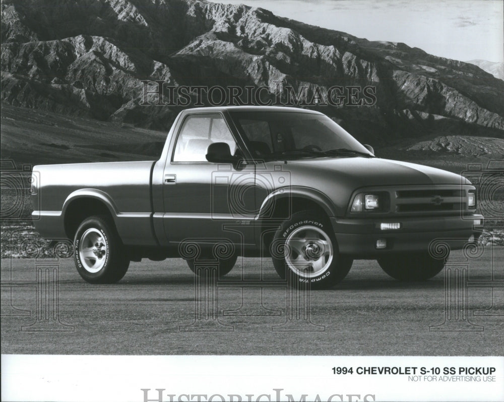 1994 Press Photo 1994 Chevrolet S-10 SS Pickup