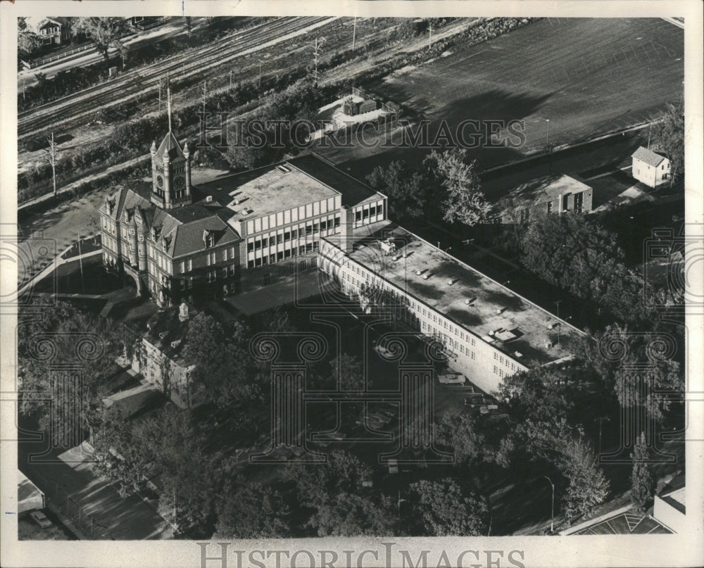 1966 Press Photo Aerial Du Page County County Courthou