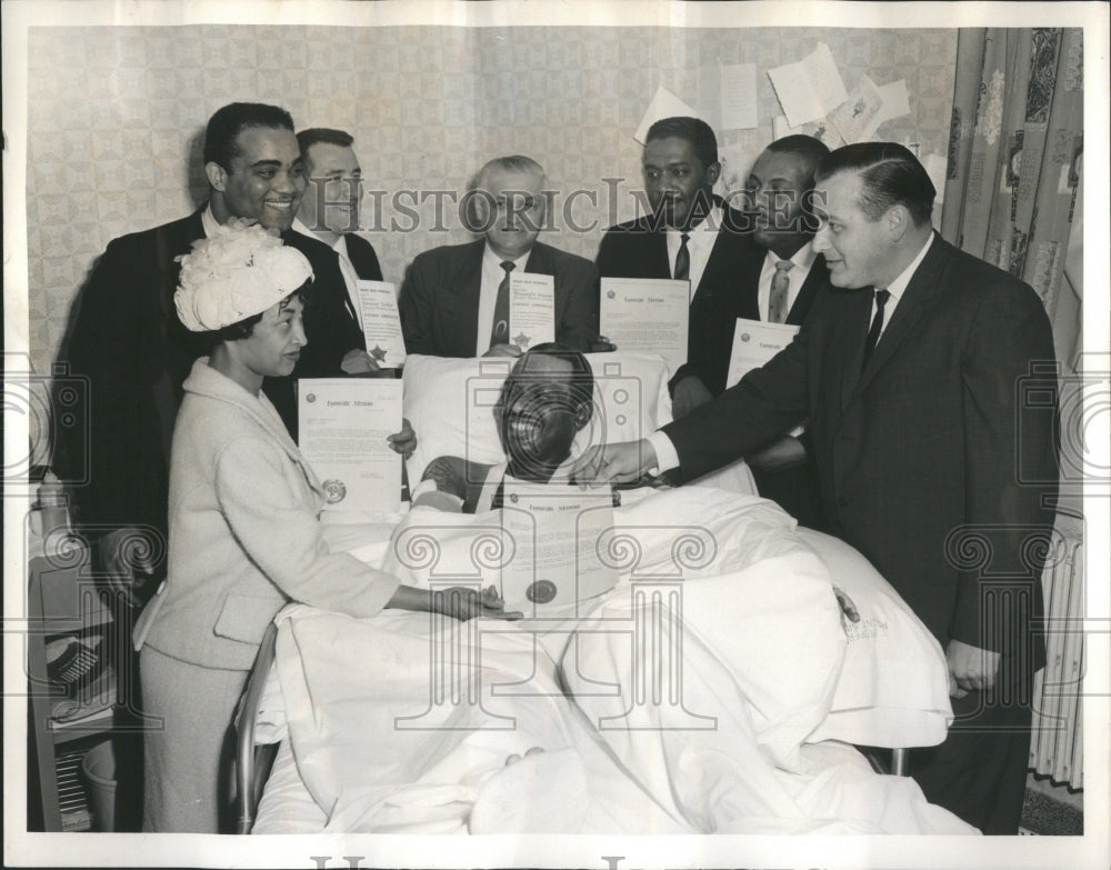 1964 Press Photo Detective James Alford Mt Sinai Hosp