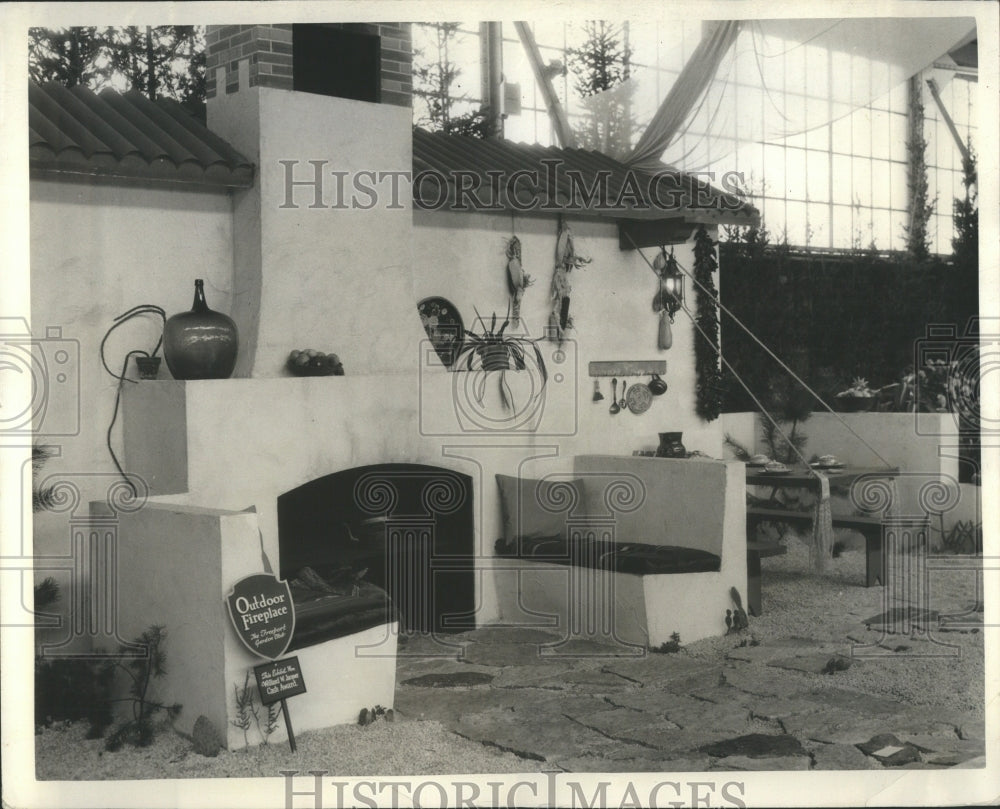 Press Photo Mellow Mexican Garden Club Beauty Fireplace