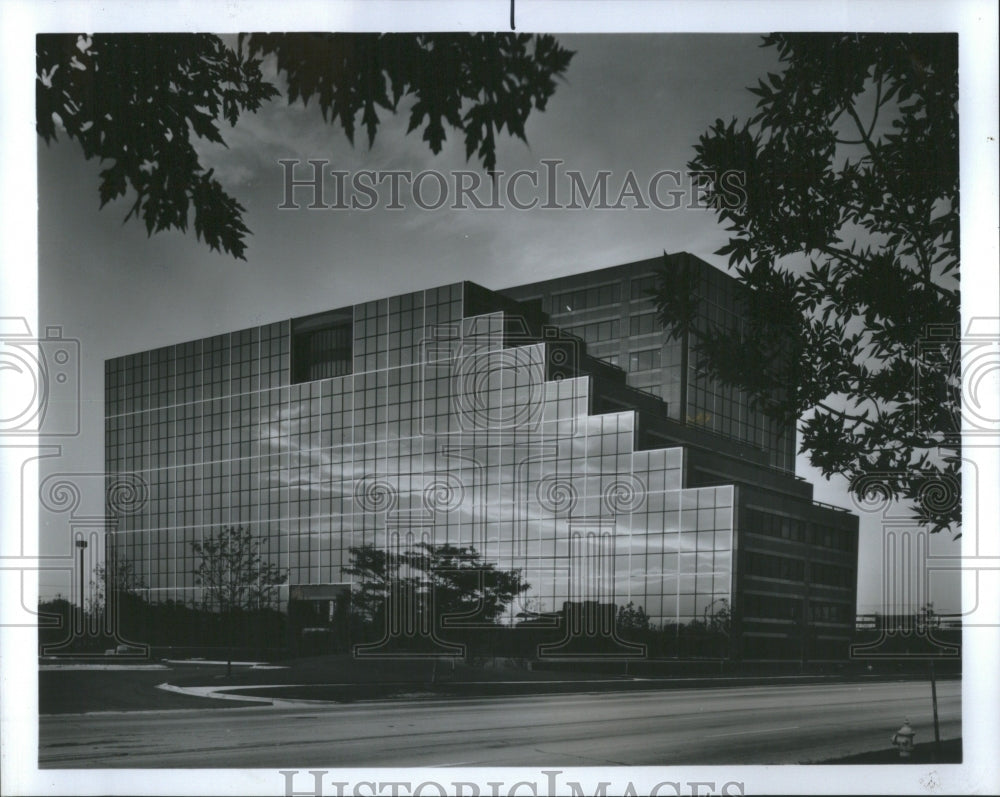 1988 Press Photo E Wacker Building Development Ready