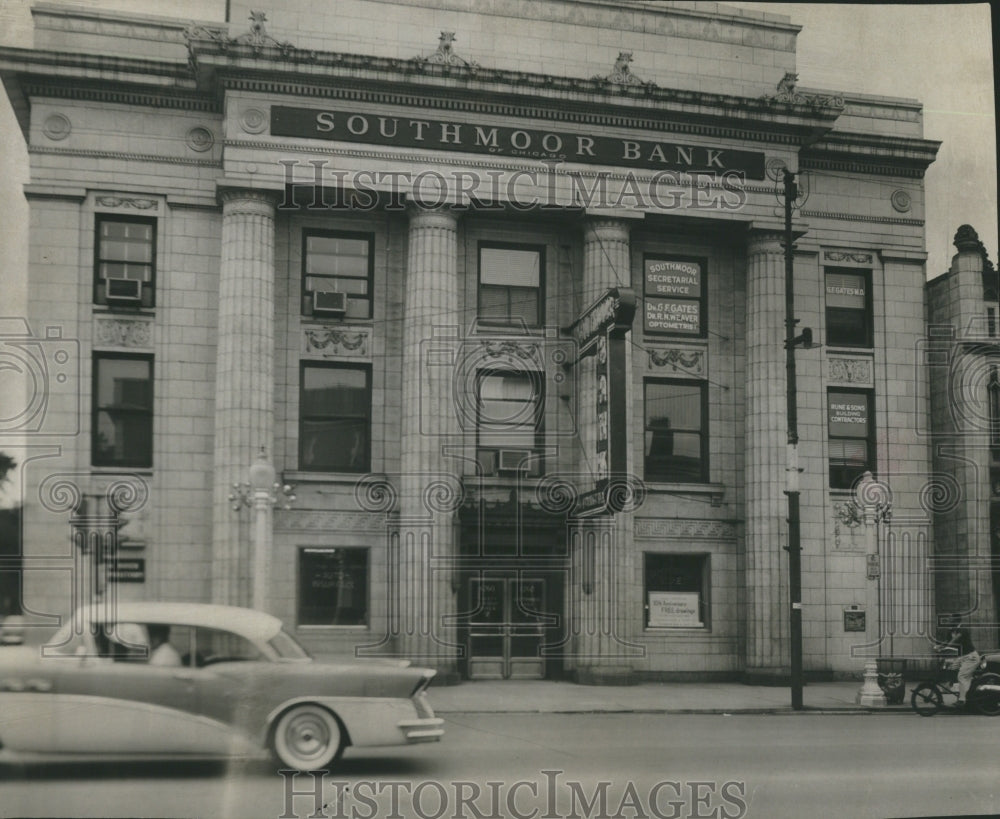 1956 Press Photo Southmoor Bank Story