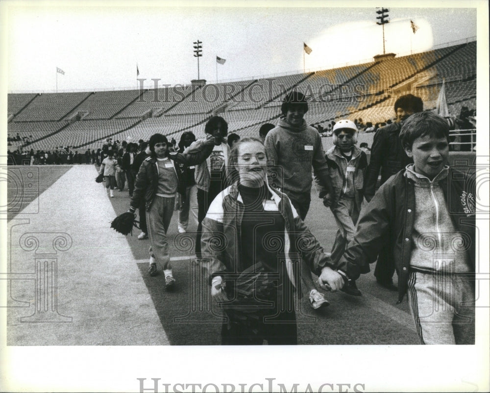 1983 Press Photo Special Olympics Track and Field Meet