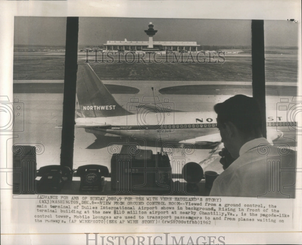 1962 Press Photo Chantilly Airport Mobile Lounges