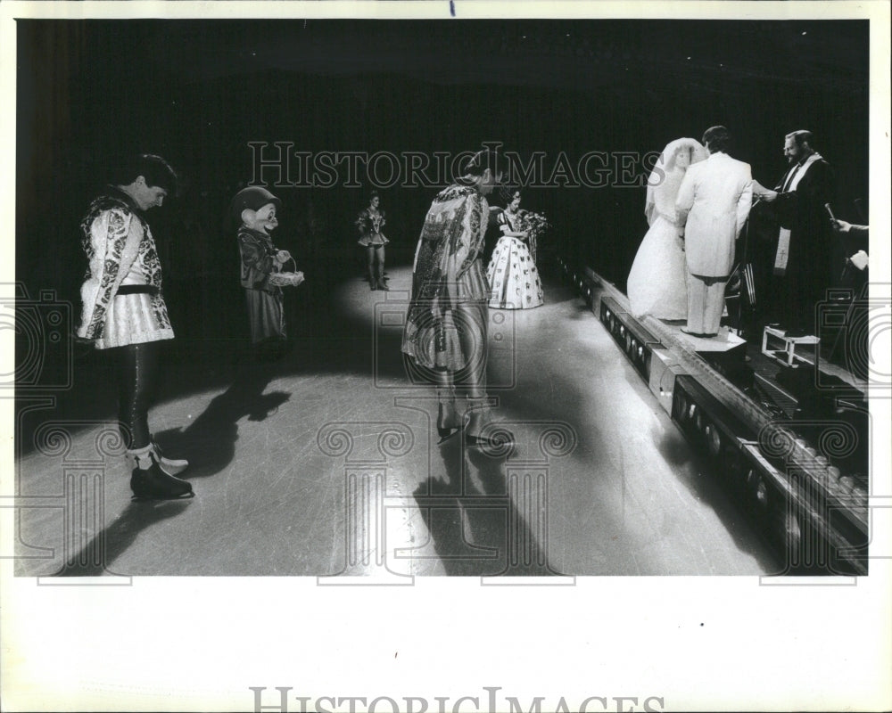 1986 Press Photo Walt Disney&#39;s World on Ice: Wedding